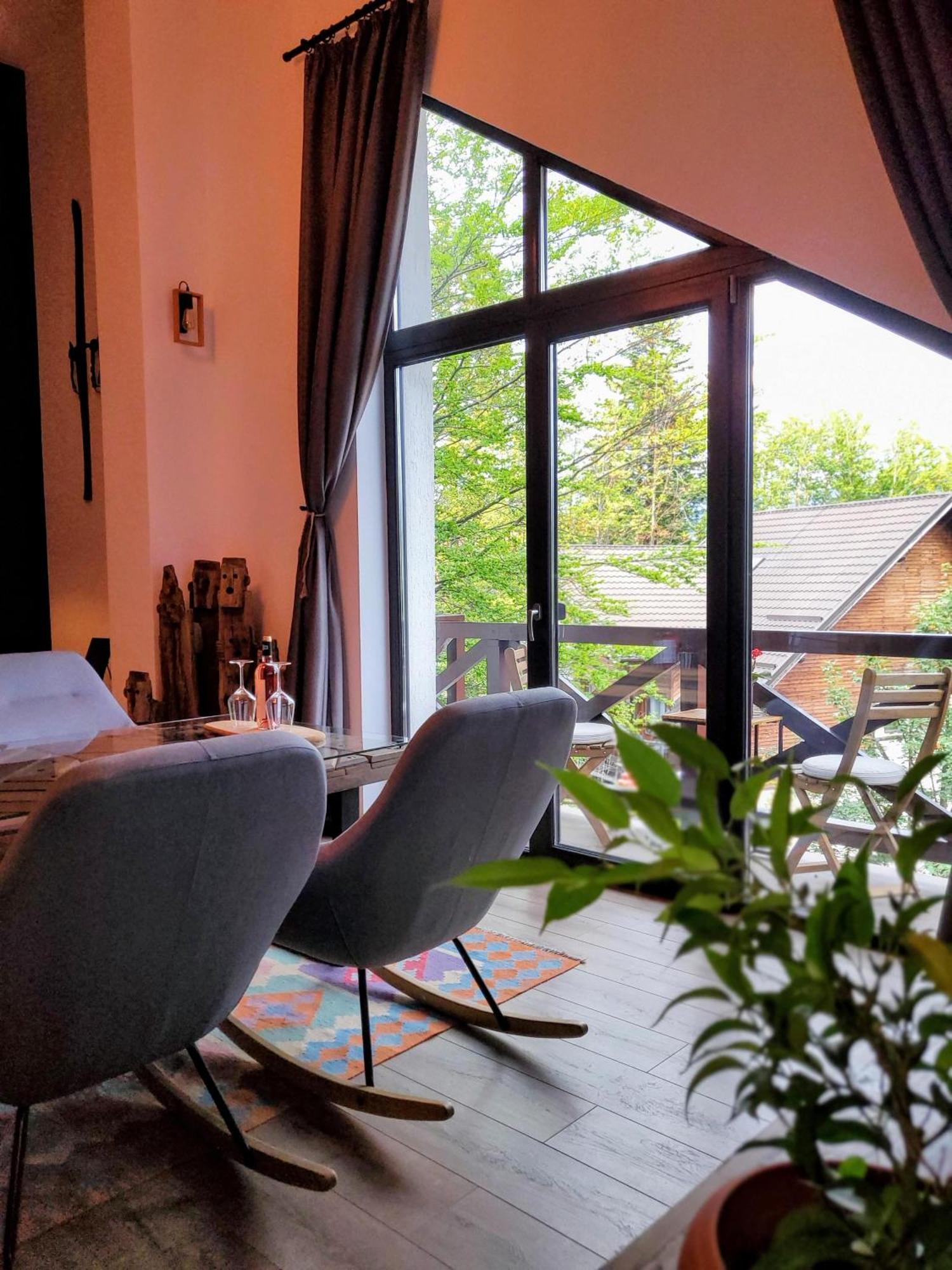 Casa Larisa Antonia Apartments Sinaia Bagian luar foto